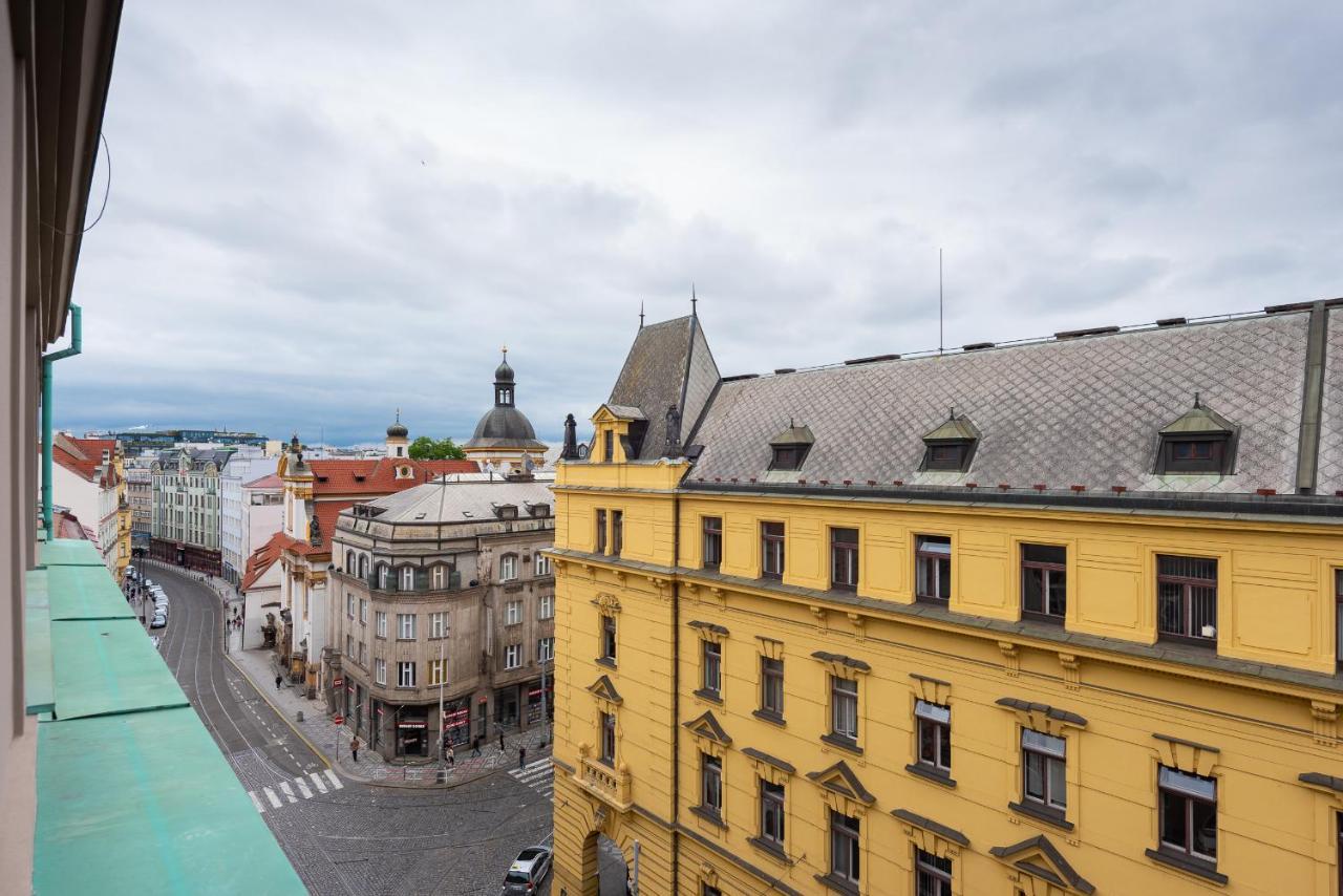 New Luxury Apt With Ac&Parking In The Center Of Prague Apartment Luaran gambar